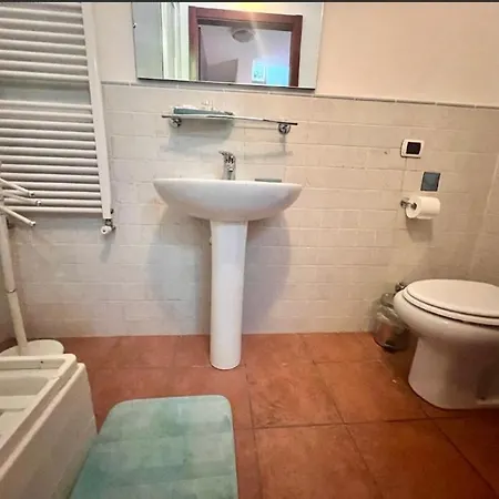 Per 4 - Linea Rossa Precotto E Gorla מילאנו